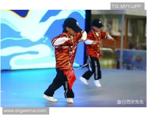 全国街舞大赛评析西安街舞队的精彩表现与比赛经验总结